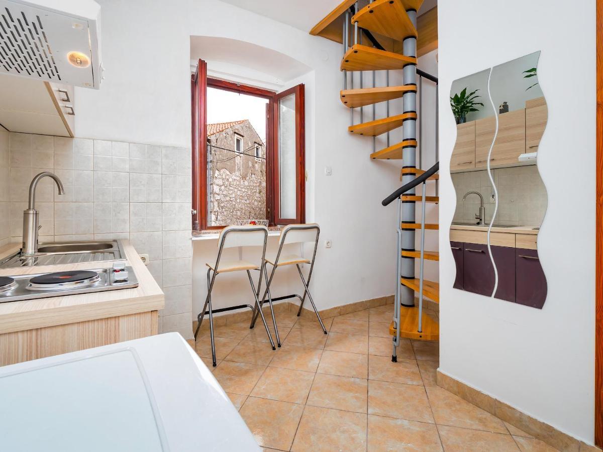 Studioapartman Bb5, Rijeka Buitenkant foto